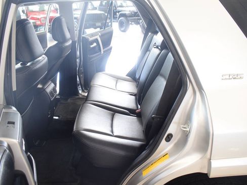 Used 2016 Toyota 4Runner SR5 Premium AWD/4WD image 42