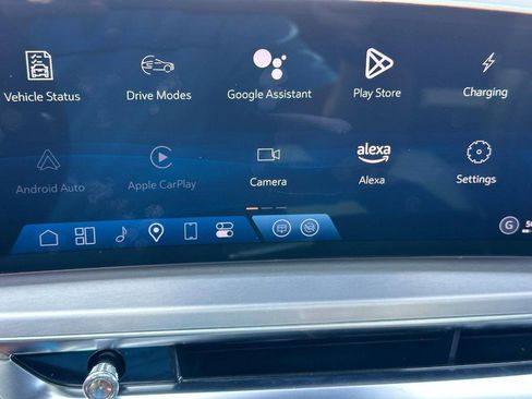 New 2025 Cadillac Lyriq Luxury image 20