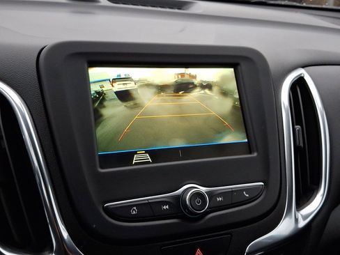 Used 2019 Chevrolet Equinox LT image 19