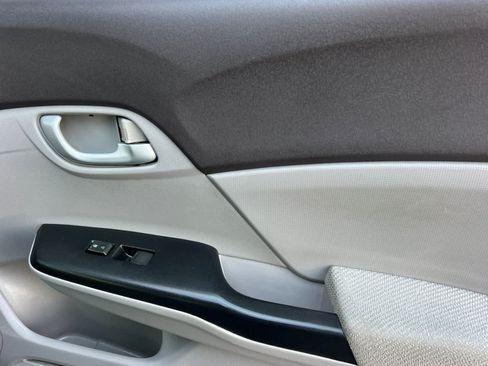 Used 2012 Honda Civic LX image 18