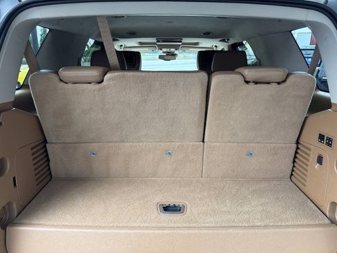 Used 2016 Cadillac Escalade Platinum AWD/4WD image 6