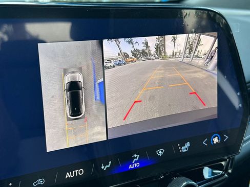 Used 2026 Chevrolet Blazer EV LT image 19