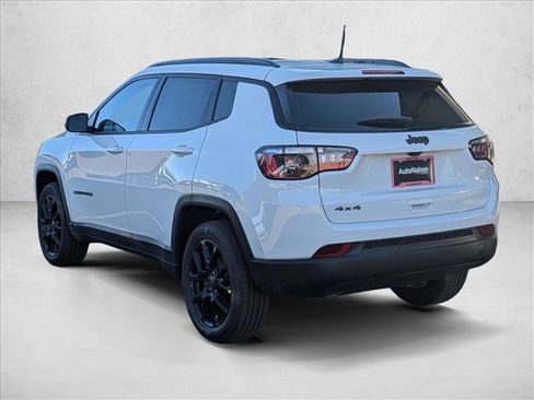 New 2026 Jeep Compass Latitude image 8