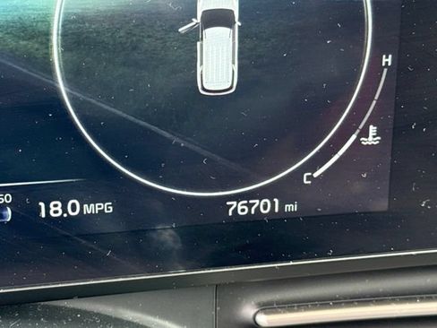Certified 2024 Kia Carnival SX FWD image 21
