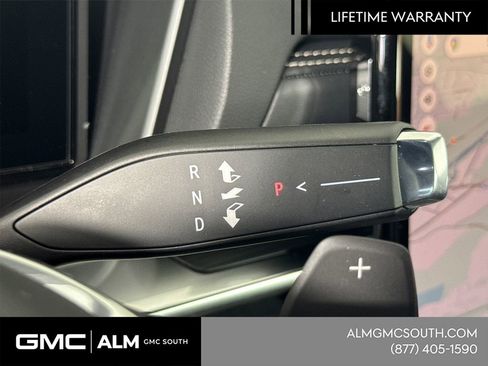 New 2026 GMC Terrain Elevation w/ Elevation Premium Package image 33