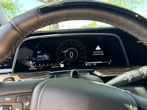 Used 2024 Cadillac Escalade Sport Platinum AWD/4WD image 30