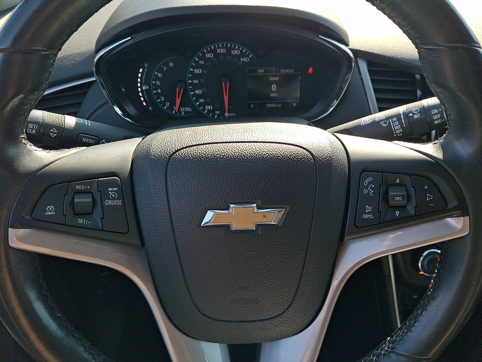Used 2018 Chevrolet Trax LT w/ LT Convenience Package AWD/4WD image 19