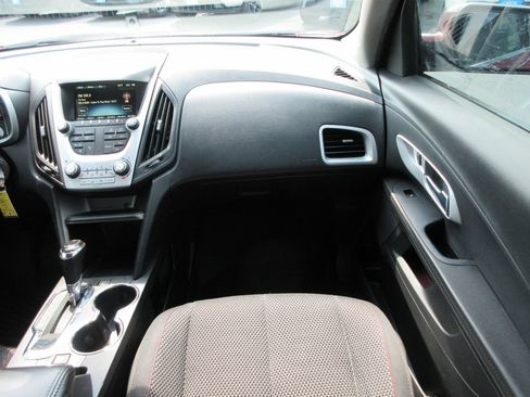 Used 2017 Chevrolet Equinox LT w/ Convenience Package FWD image 17