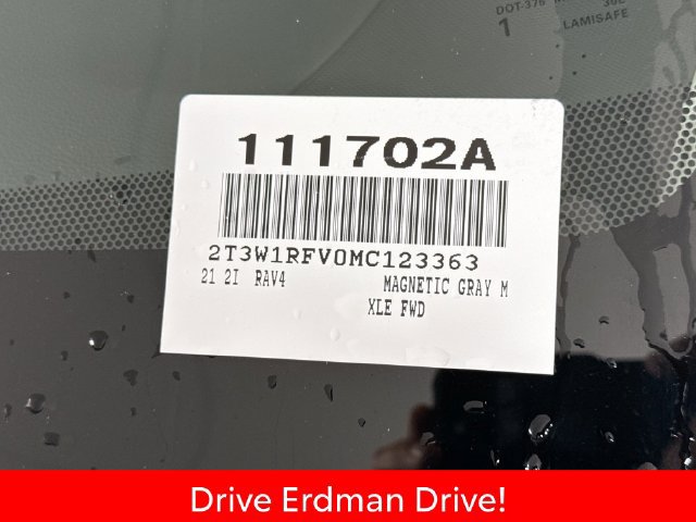 Certified 2021 Toyota RAV4 XLE FWD image 31