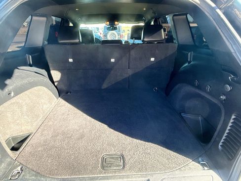 Used 2019 Jeep Grand Cherokee Altitude image 25