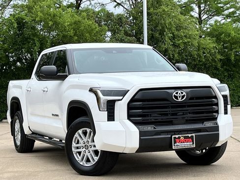 Used 2024 Toyota Tundra SR5 w/ SR5 Premium Package AWD/4WD image 2