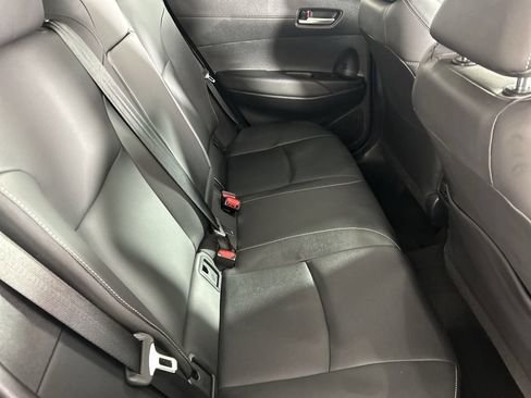 Used 2023 Toyota Corolla Cross XLE w/ Convenience Package FWD image 26