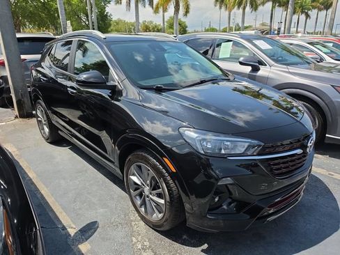Used 2021 Buick Encore GX Preferred w/ Sport Touring Package FWD image 2