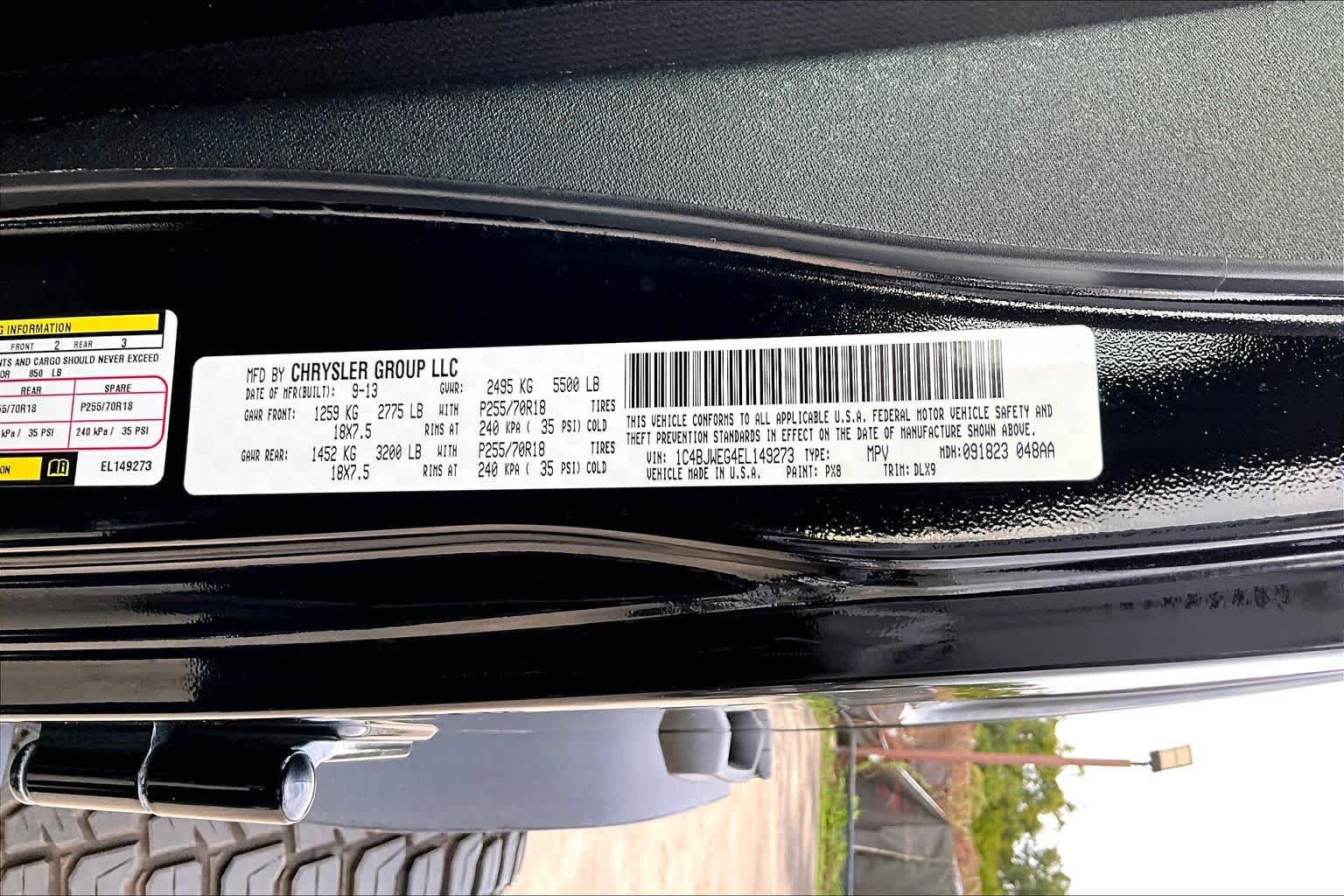 Used 2014 Jeep Wrangler Unlimited Sahara AWD/4WD image 34