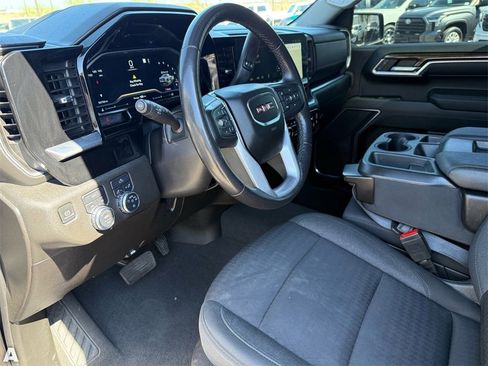 Used 2022 GMC Sierra 1500 Elevation image 11