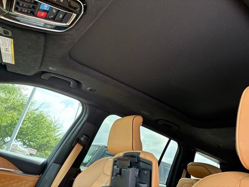 Used 2024 Jeep Grand Cherokee L Summit AWD/4WD image 28