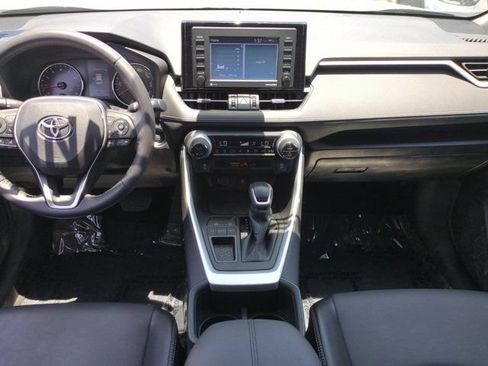 Used 2022 Toyota RAV4 XLE Premium FWD image 13
