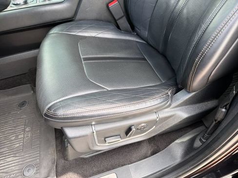 Used 2020 Ford Expedition Platinum AWD/4WD image 21