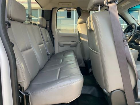 Used 2013 Chevrolet Silverado 3500 W/T image 25