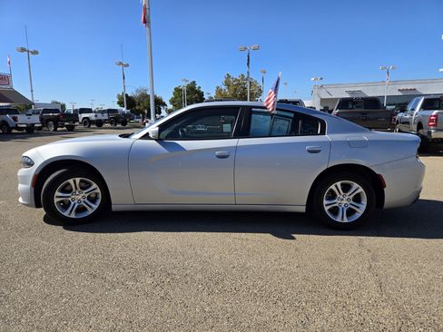 Used 2021 Dodge Charger SXT w/ Leather Interior Group image 7