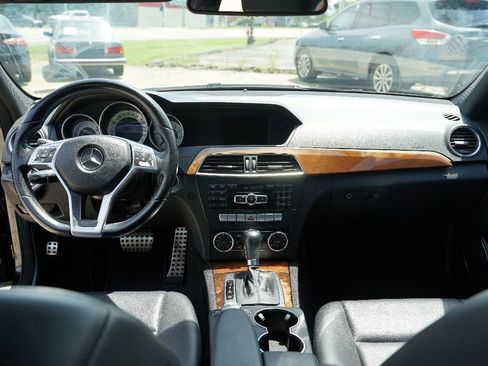 Used 2012 Mercedes-Benz C 300 4MATIC Sedan image 11