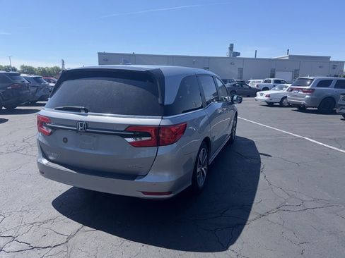 Used 2023 Honda Odyssey Touring image 6