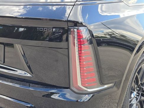 New 2026 Cadillac Escalade IQ Sport 2 w/ LPO, ONYX Package image 13