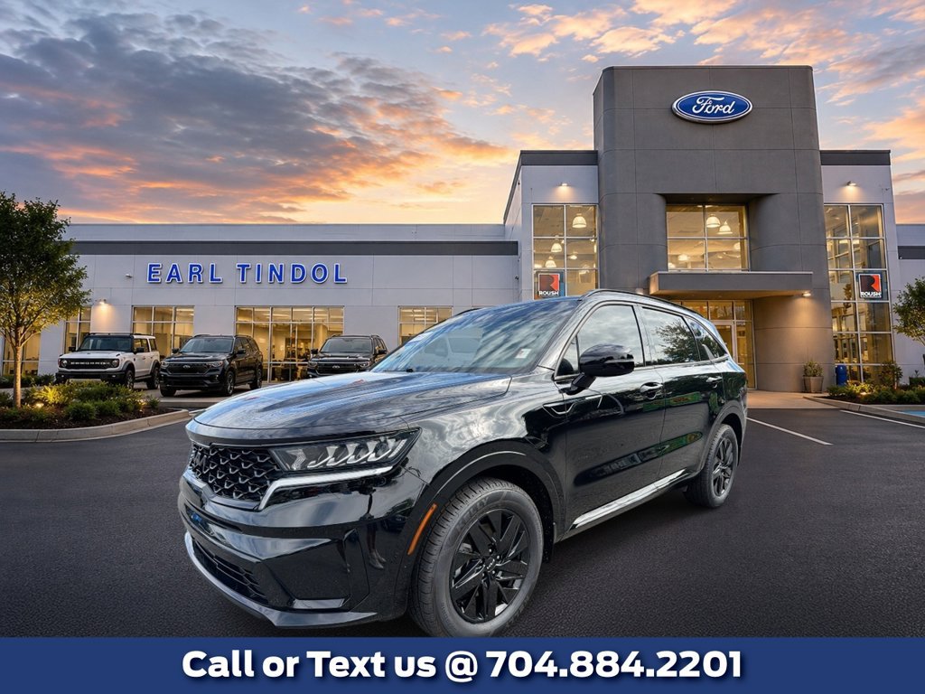 Used 2022 Kia Sorento S FWD image 1