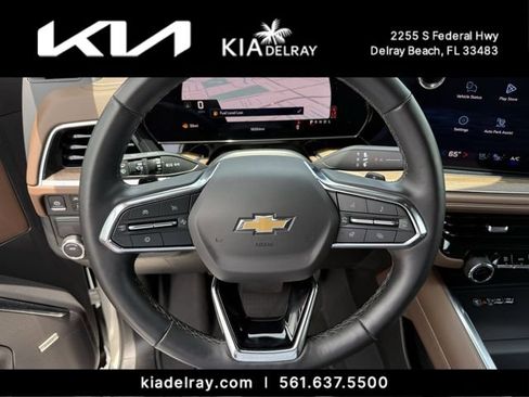 Used 2025 Chevrolet Tahoe High Country RWD image 30