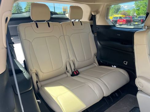 Used 2022 Jeep Grand Cherokee L Limited AWD/4WD image 13
