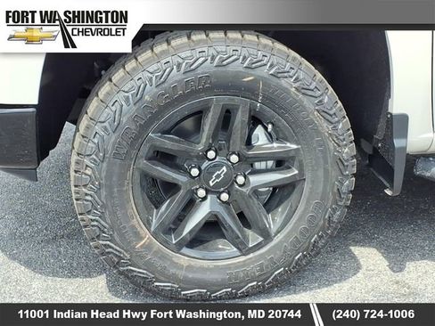 New 2026 Chevrolet Silverado 1500 Custom Trail Boss AWD/4WD image 6