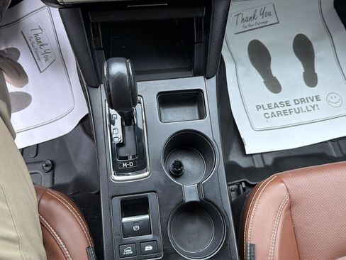 Used 2019 Subaru Outback 2.5i Touring image 18