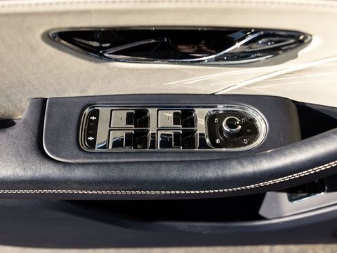 Used 2021 Bentley Flying Spur W12 AWD/4WD image 23