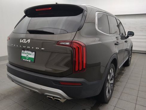 Used 2022 Kia Telluride EX w/ EX Premium Package FWD image 9