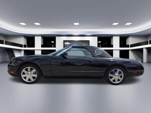 Used 2002 Ford Thunderbird RWD image 3