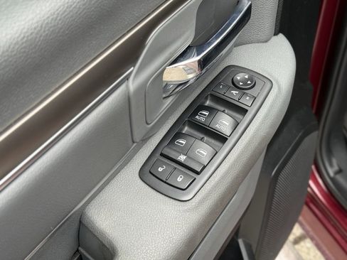 Used 2018 RAM 1500 Big Horn image 13