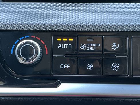 New 2025 Kia Sportage LX image 7