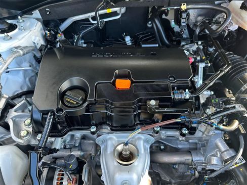 Used 2024 Honda HR-V LX image 7