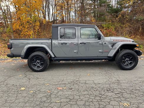 Used 2021 Jeep Gladiator Mojave image 4