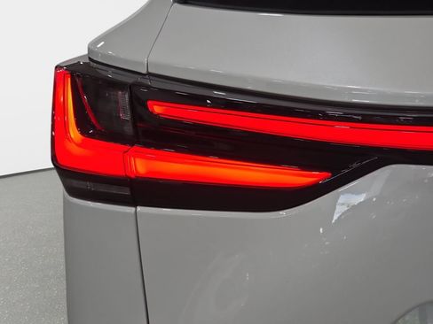 Used 2025 Lexus NX 350h AWD w/ Accessory Package (Z2) image 26