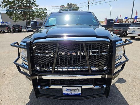 Used 2024 RAM 2500 Tradesman w/ Chrome Appearance Group AWD/4WD image 12