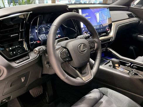 New 2026 Lexus TX 350 Luxury image 10