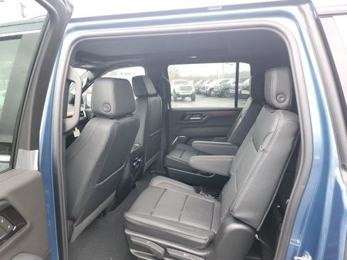 New 2026 GMC Yukon XL Denali w/ Sun & Power Step Package image 12