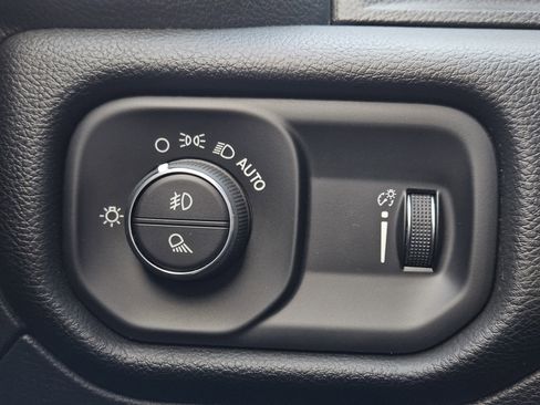 Used 2023 RAM 1500 Big Horn image 20