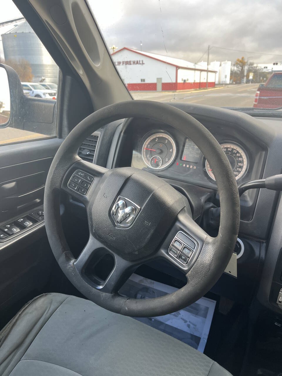 Used 2017 RAM 3500 Tradesman w/ Chrome Appearance Group AWD/4WD image 7