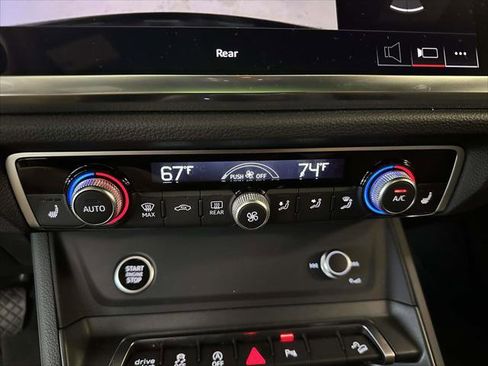 Certified 2025 Audi Q3 2.0T Premium w/ Convenience Package image 27