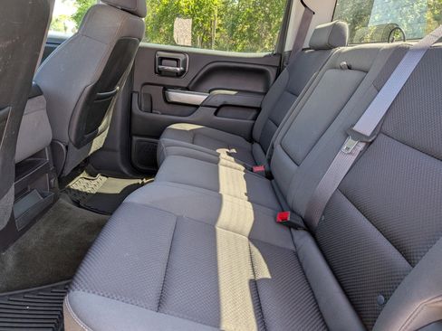 Used 2015 Chevrolet Silverado 1500 LT w/ LT Convenience Package AWD/4WD image 17