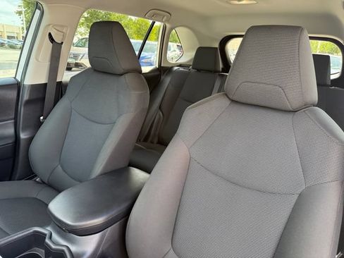 Used 2025 Toyota RAV4 LE FWD image 10