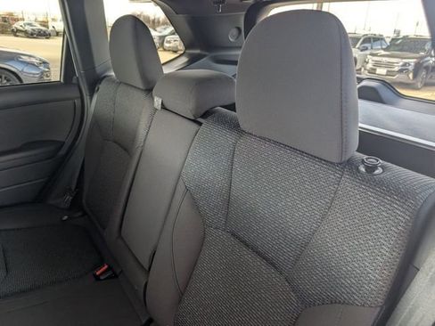 Certified 2025 Subaru Forester Premium image 27