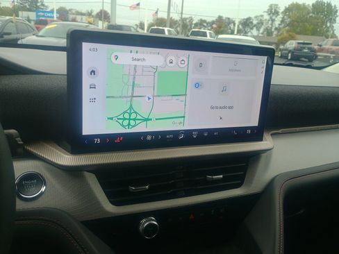 Certified 2025 Ford Explorer Active image 25